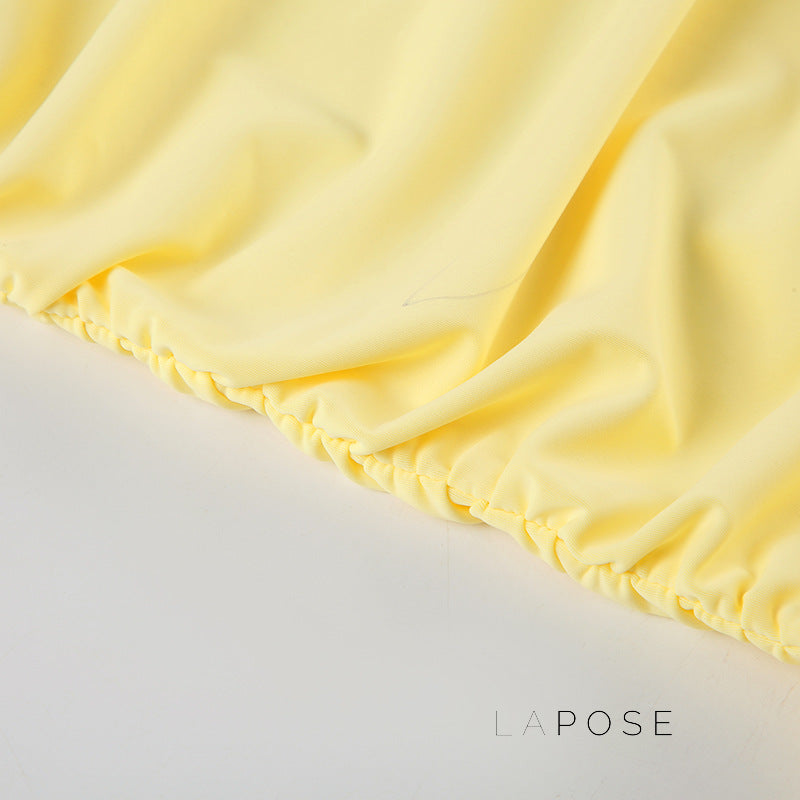 Effortlessly Elegant Garment with a Timeless Design