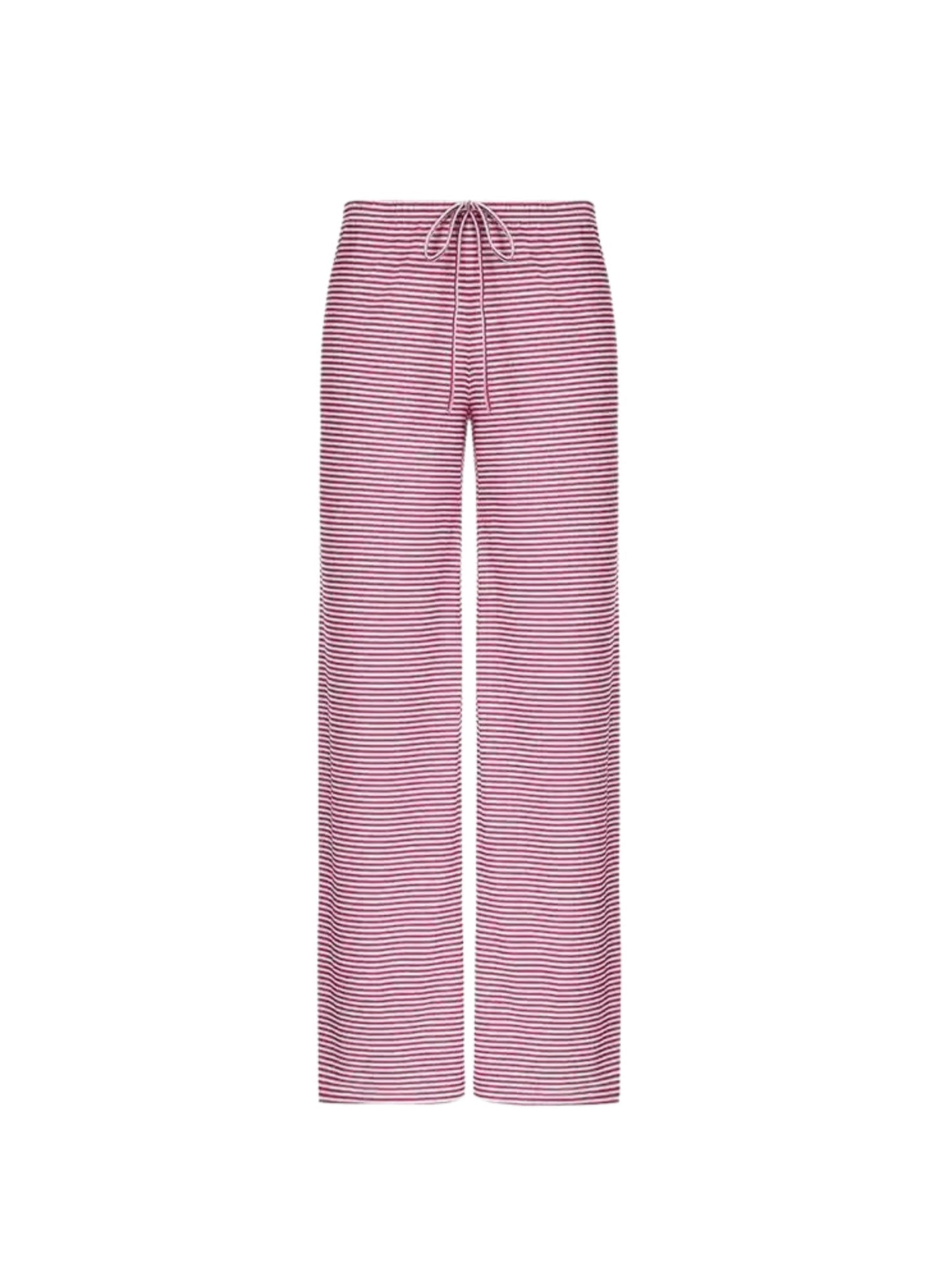 Well Tailored Pants with a Graceful Silhouette