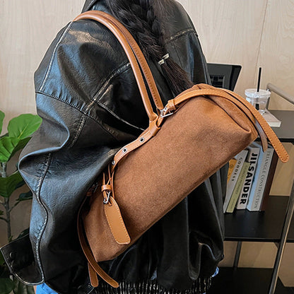 Polished Bag with an Effortless Classic Look