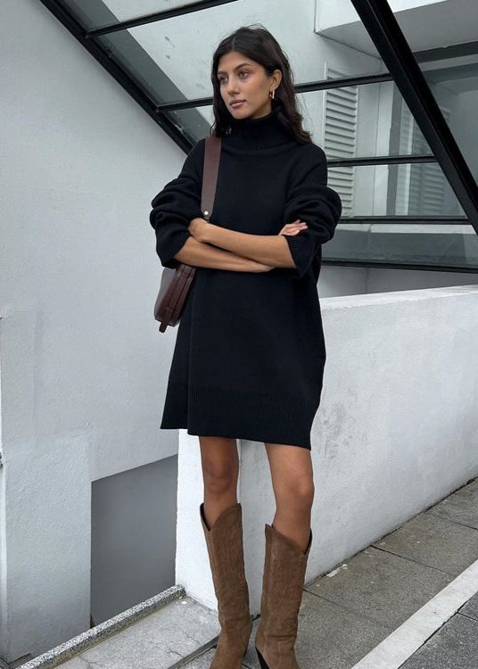 Classic Vintage Sweater with a Flattering Fit