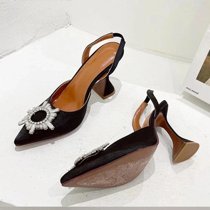 Gracefully Styled Heels for Any Occasion