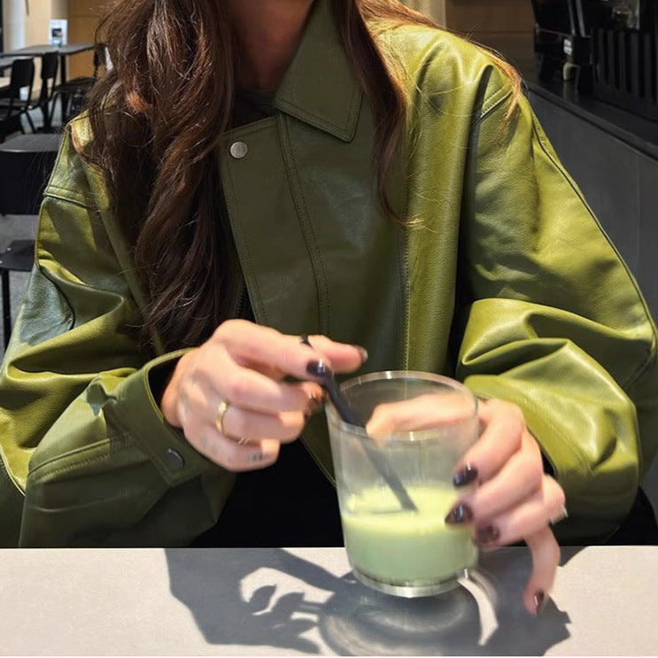 Effortlessly Elegant Jacket with a Timeless Design