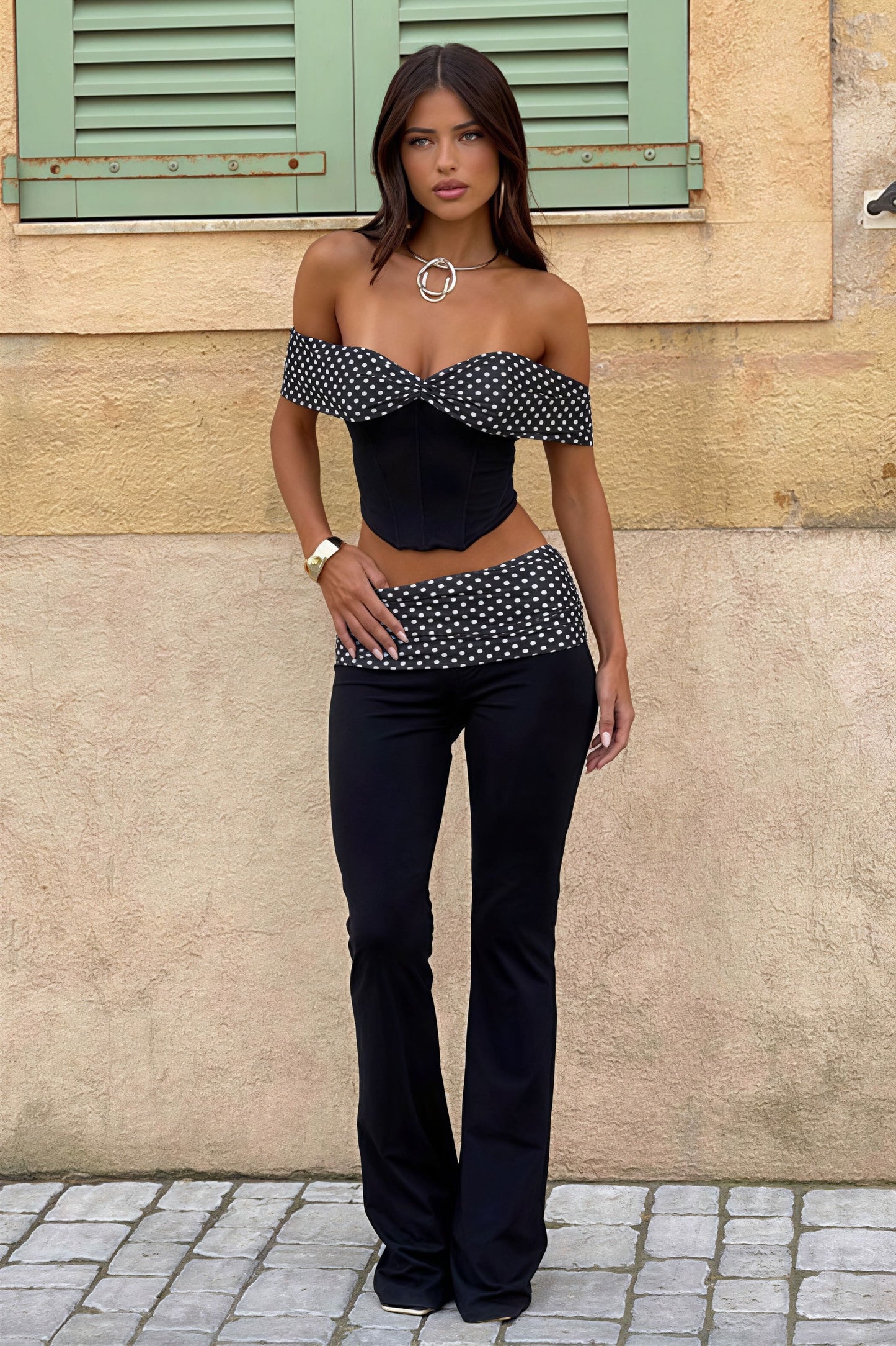Polished Garment with an Effortless Classic Look