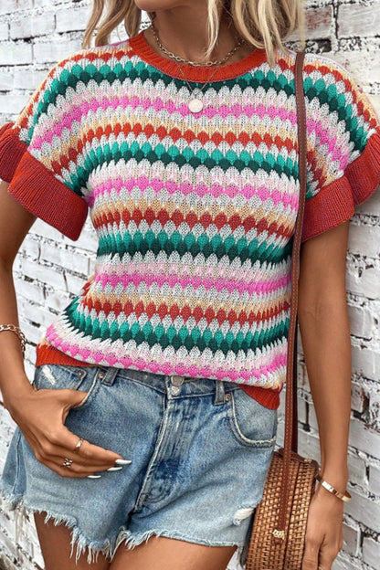 Delia® | Contrast short sleeve sweater with a crew neck