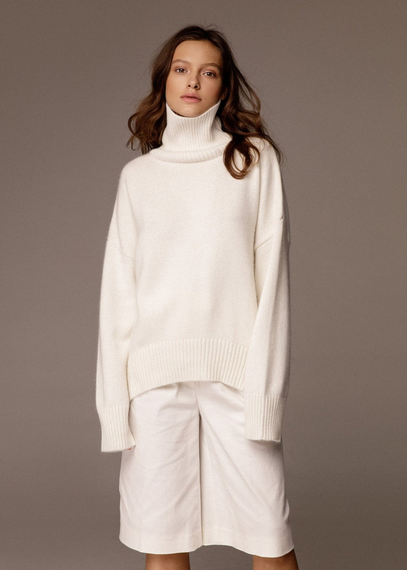 Beautifully Crafted Sweater in a Classic Style