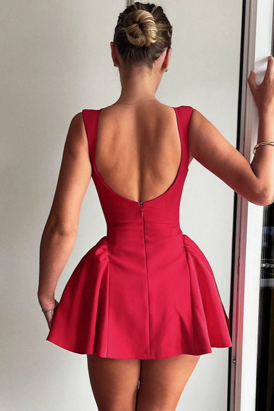 Effortlessly Elegant Dress with a Timeless Design