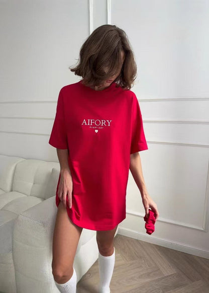 Effortlessly Elegant Garment with a Timeless Design