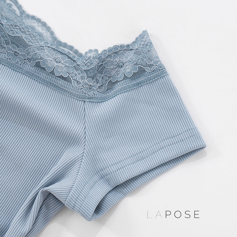 Beautifully Finished Top in a Timeless Design