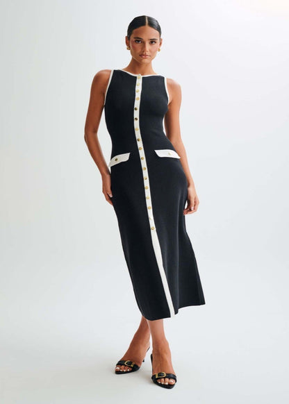 Effortlessly Elegant Dress with a Timeless Design