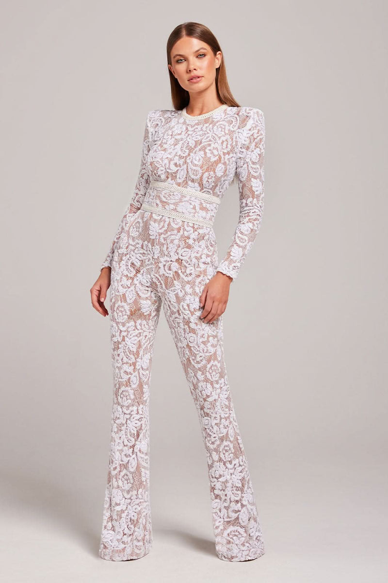 Effortlessly Elegant Garment with a Timeless Design