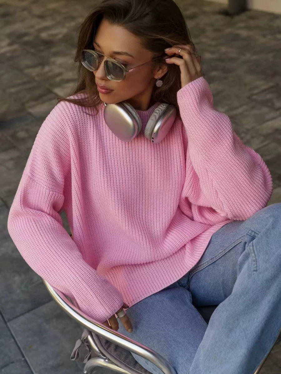 Well Tailored Sweater with a Graceful Silhouette