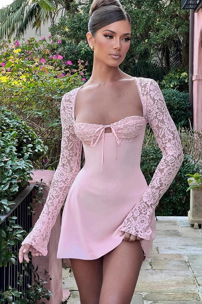 Gracefully Styled Dress for Any Occasion