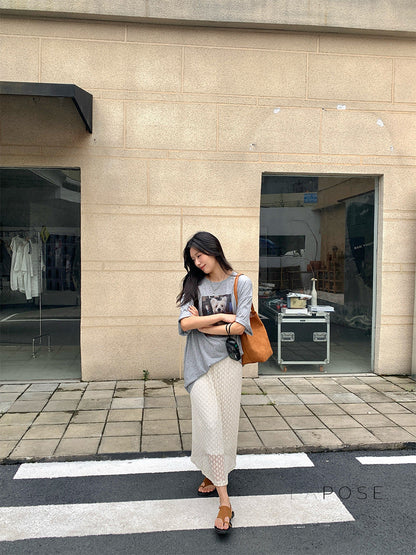 Gracefully Styled Garment for Any Occasion