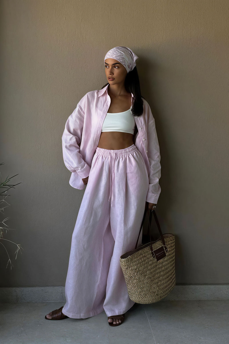 Elegantly Styled Pants for Everyday Wear