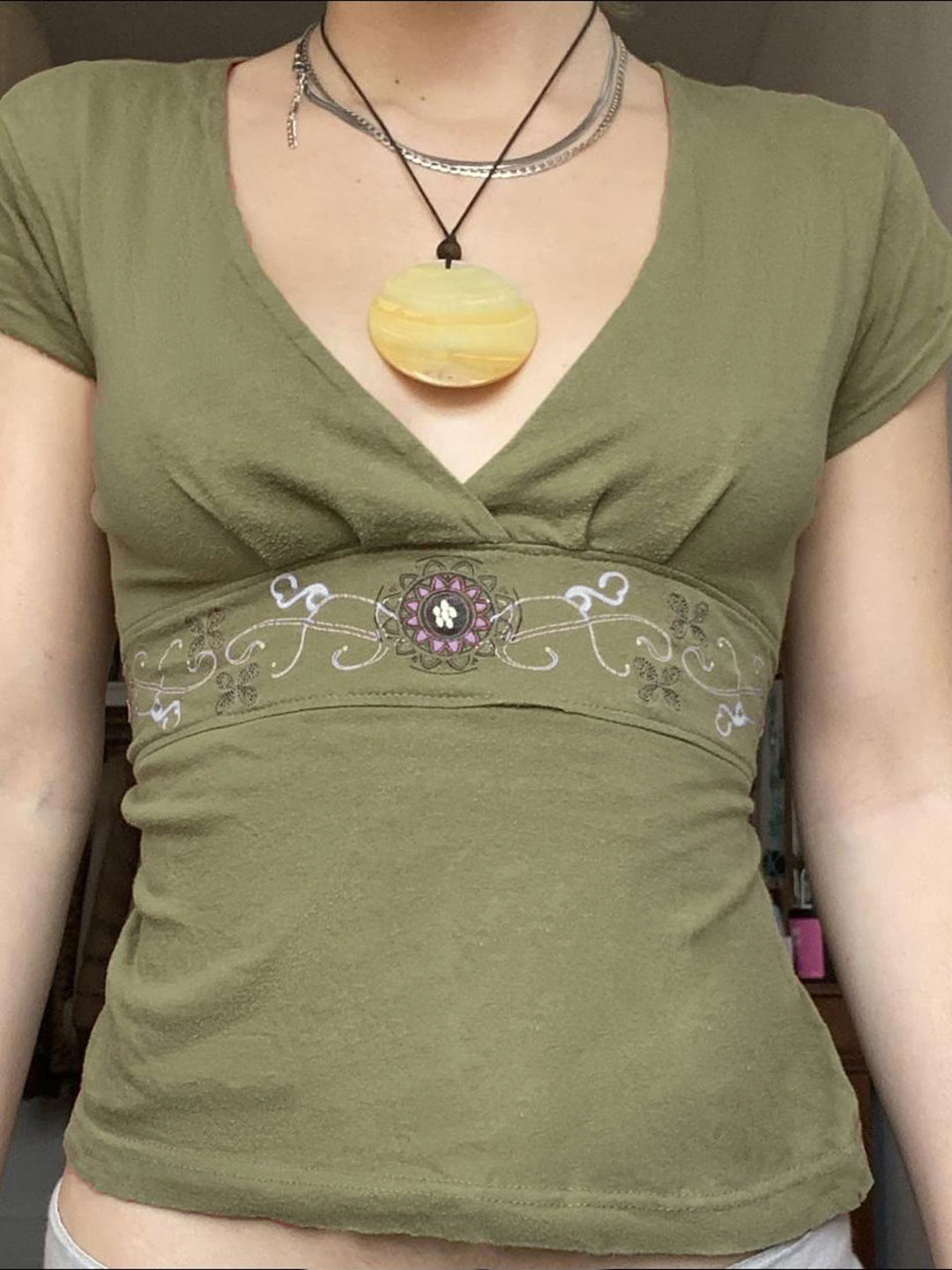 Classic Vintage & Enduringly Stylish Top