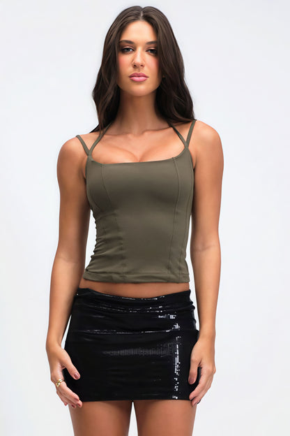 Effortlessly Elegant Top with a Timeless Design