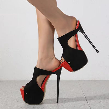 Effortlessly Elegant Heels with a Timeless Design