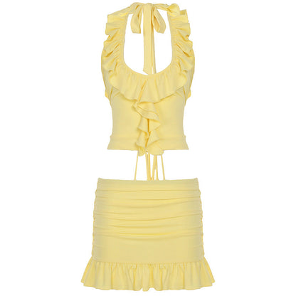 Effortlessly Elegant Garment with a Timeless Design