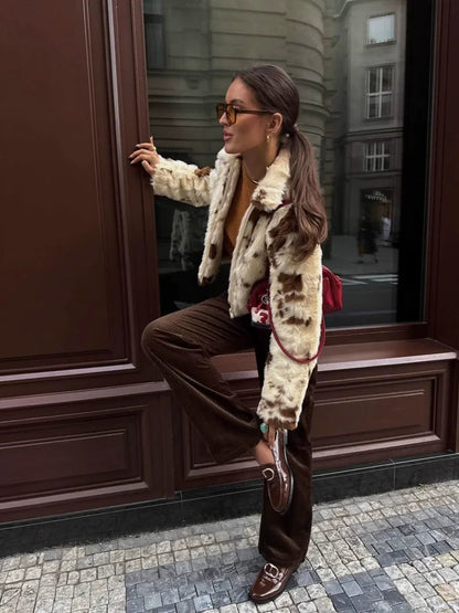 Classic Vintage & Enduringly Stylish Coat