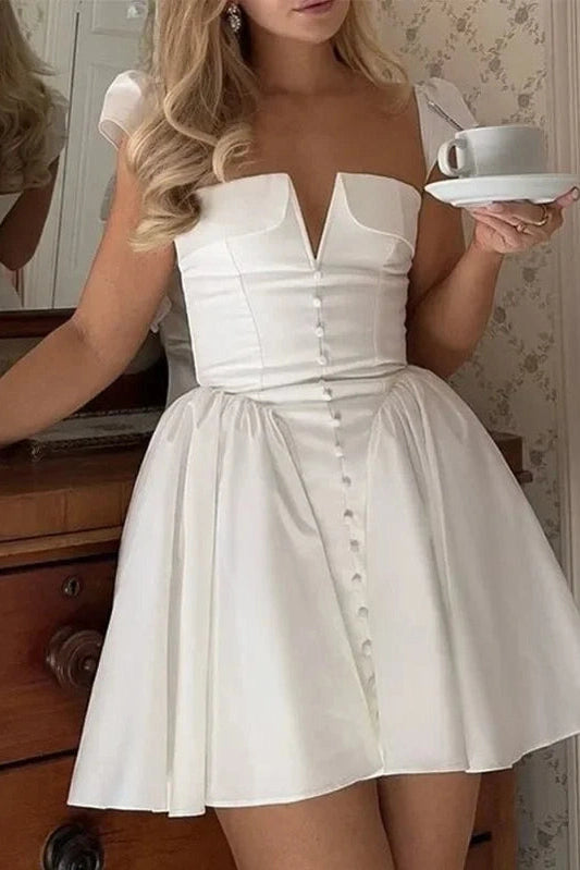 Gracefully Styled Dress for Any Occasion