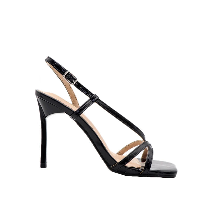 Polished Heels with an Effortless Classic Look