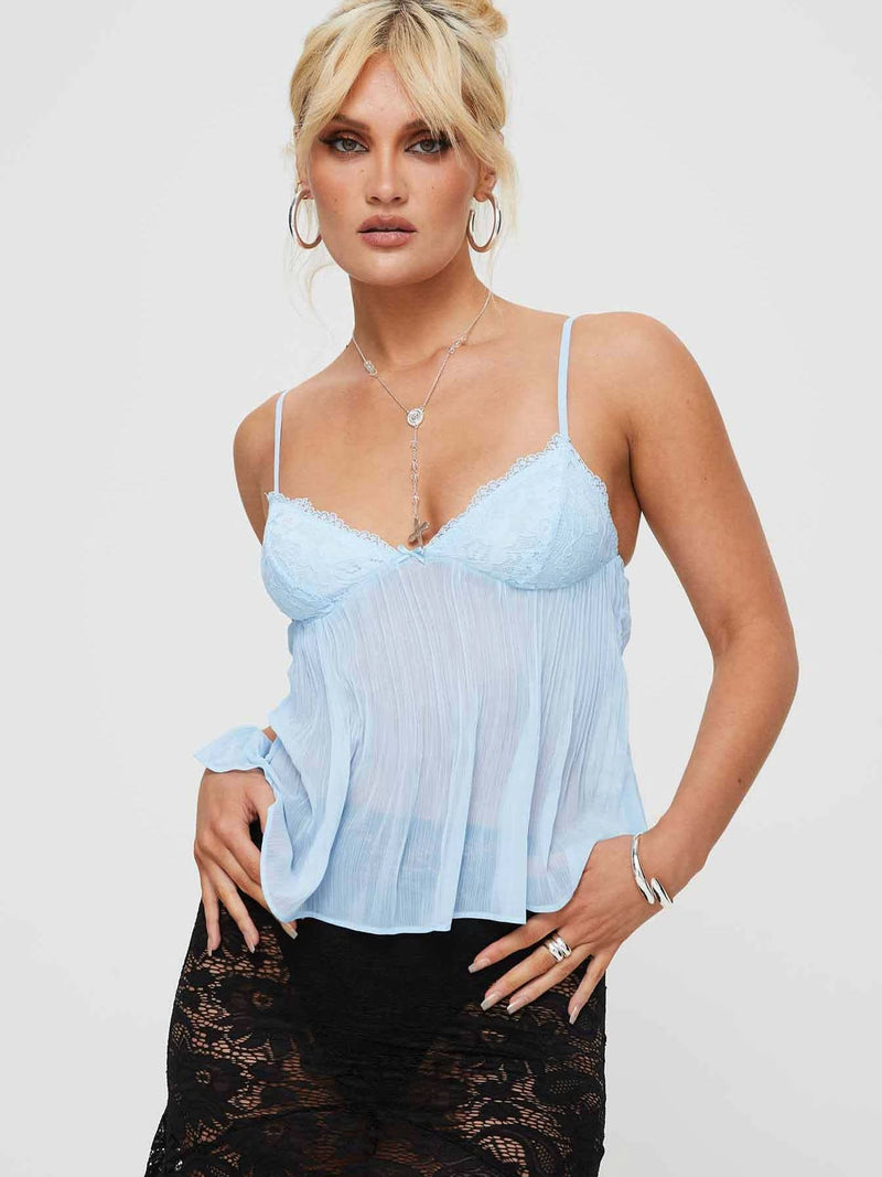 Polished Top with an Effortless Classic Look