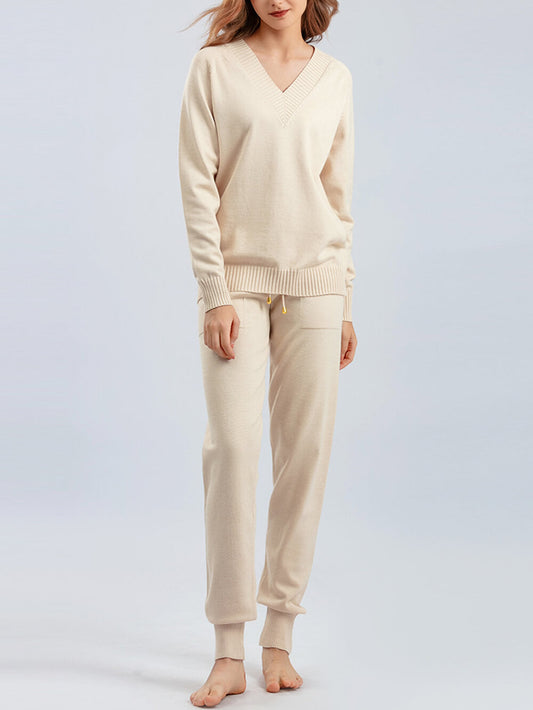 Elegantly Designed Pullover