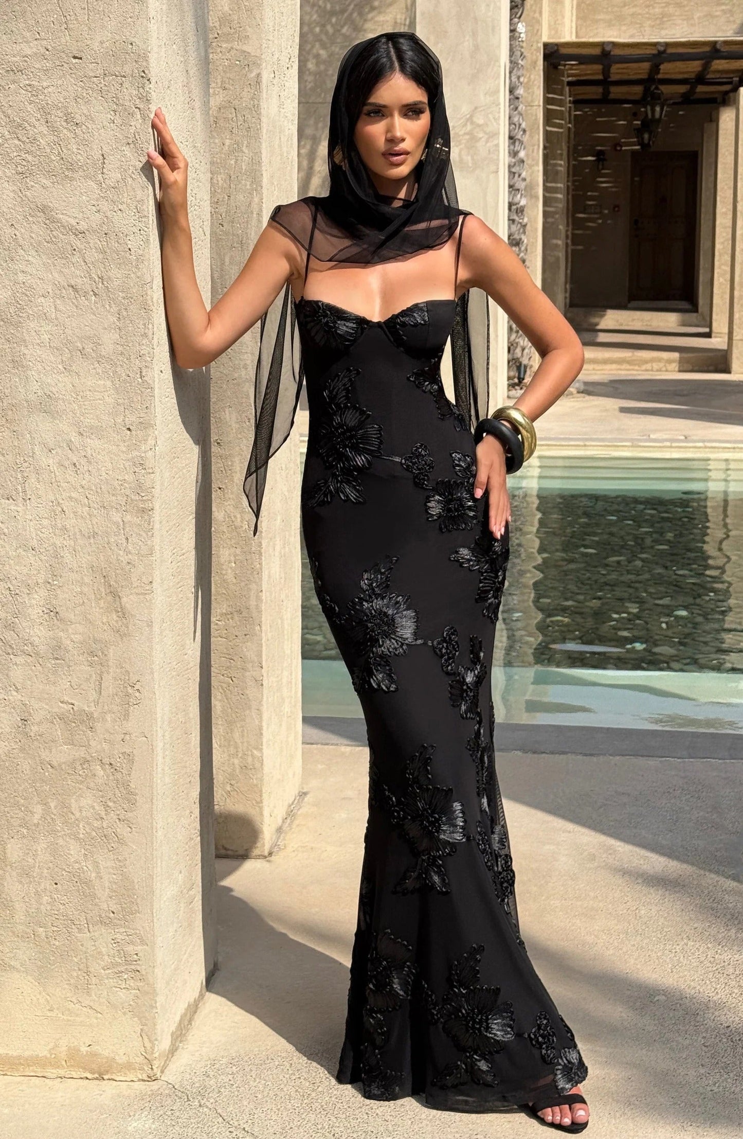 Classic Vintage & Enduringly Stylish Dress