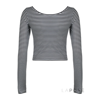 Polished Top with an Effortless Classic Look