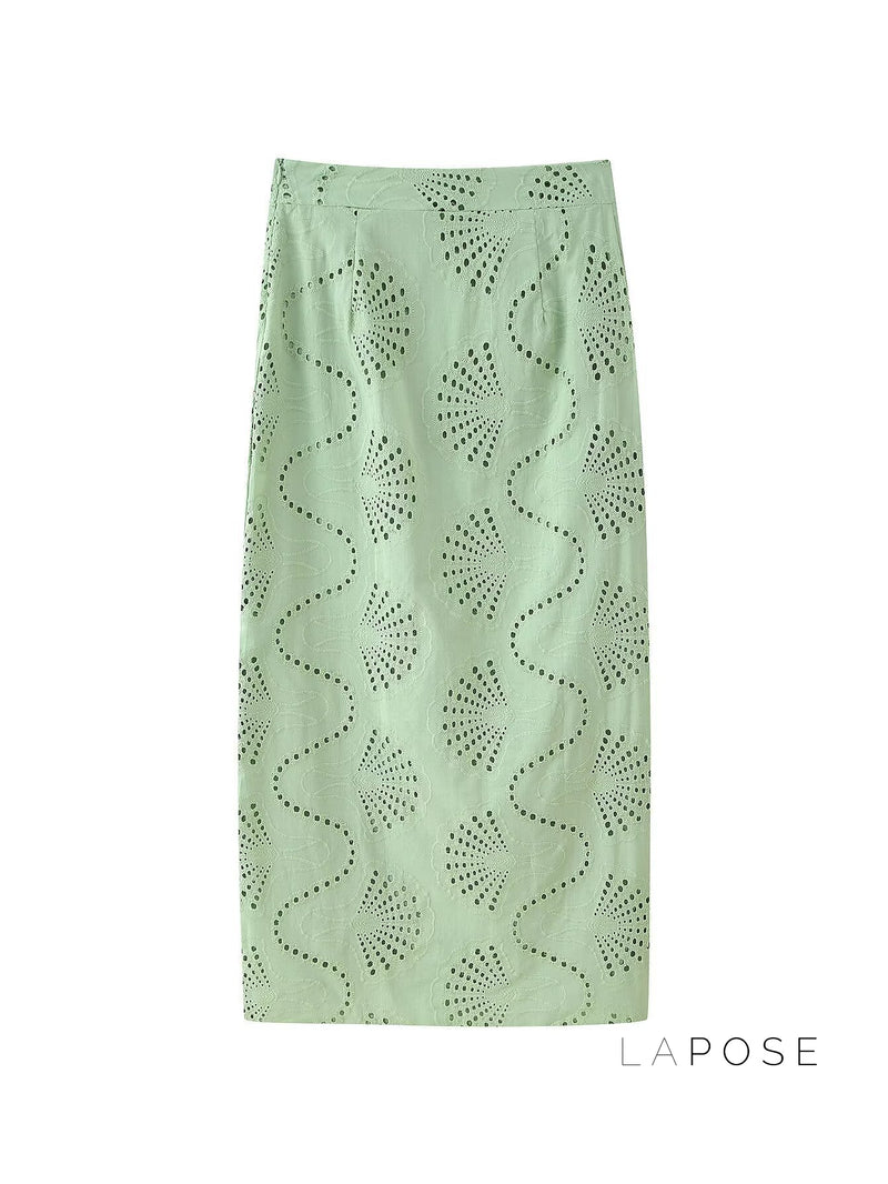 Polished Garment with an Effortless Classic Look