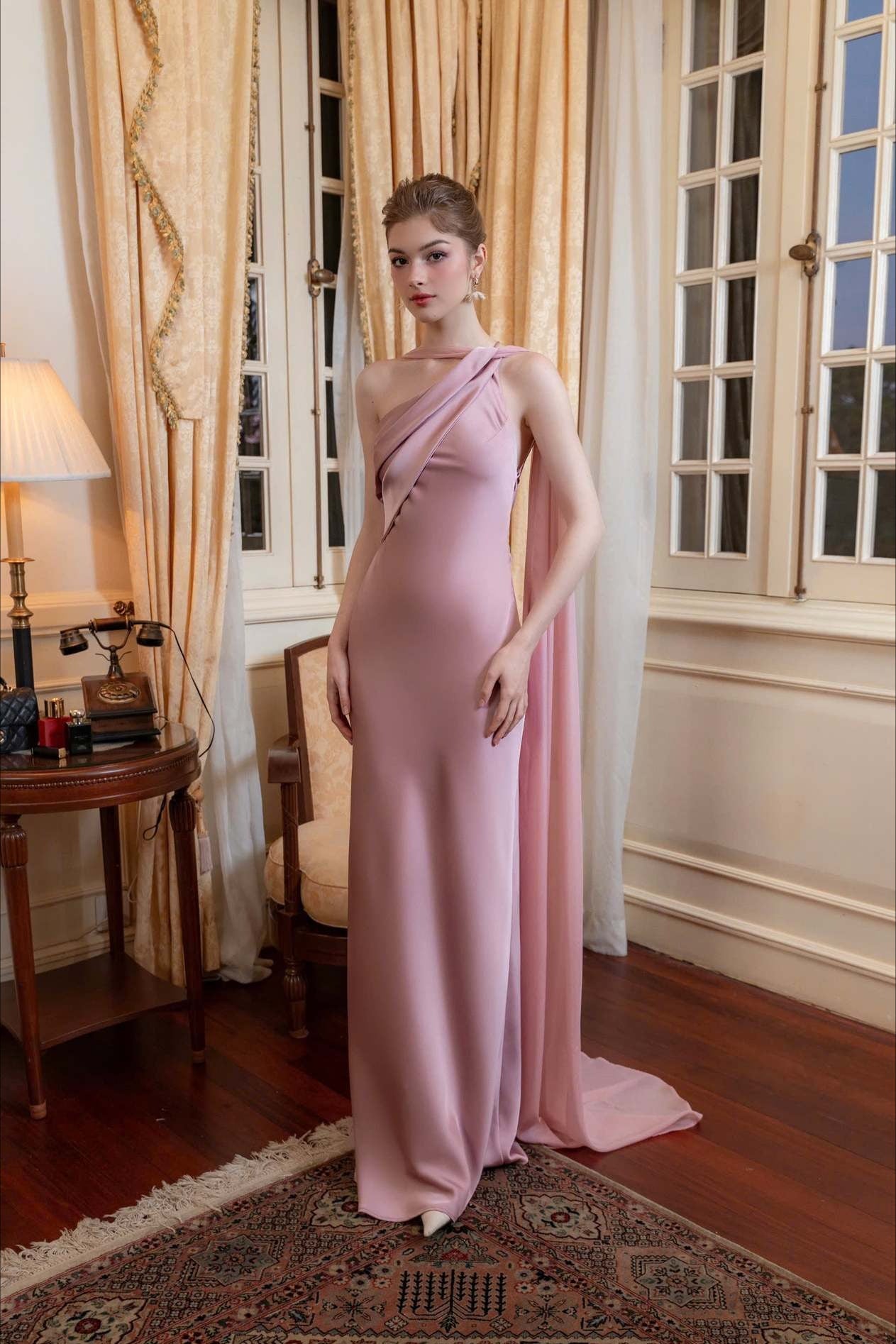 Polished Dress with an Effortless Classic Look