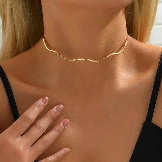 Thin Golden Necklace