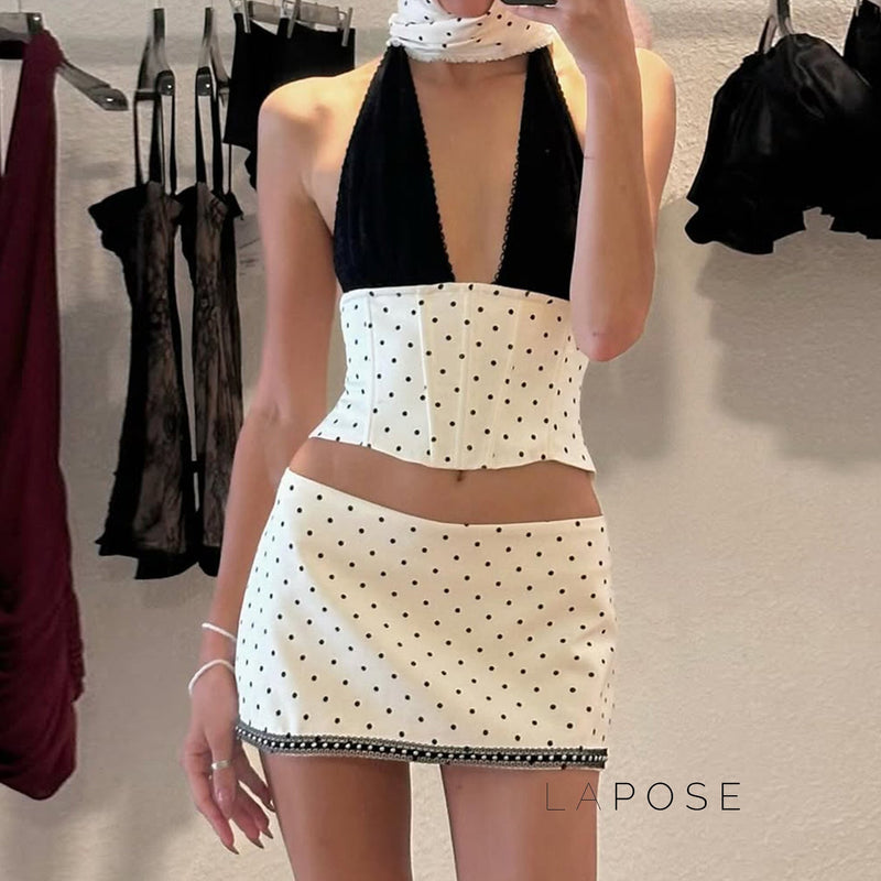 Beautifully Finished Garment in a Timeless Design