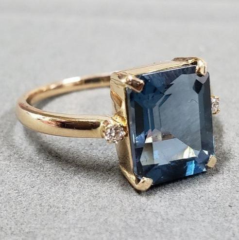 Cubic Blue Glass Ring
