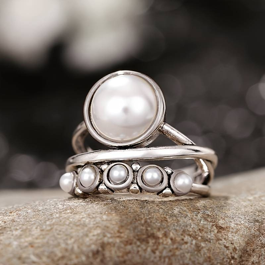 Pearl & Silver Ring