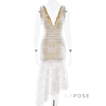 Beautifully Crafted Dress in a Classic Style