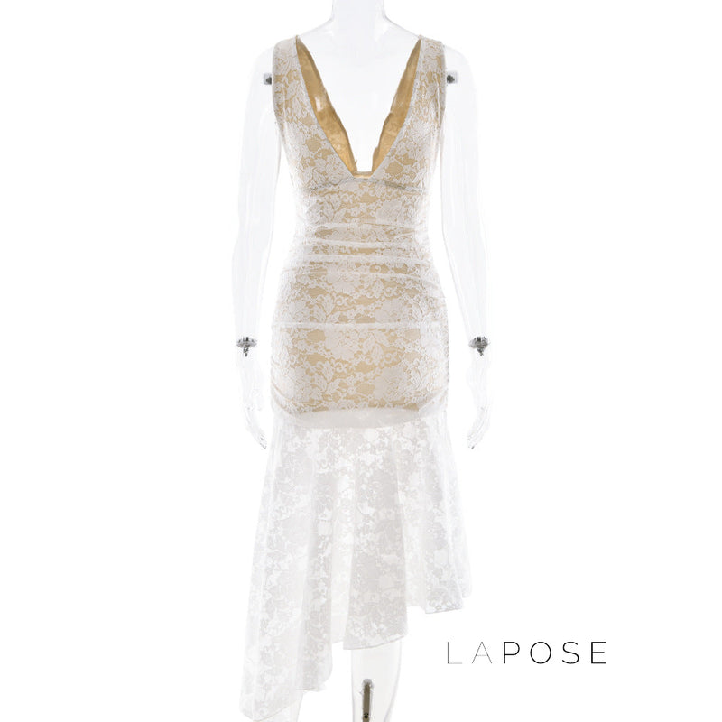 Beautifully Crafted Dress in a Classic Style