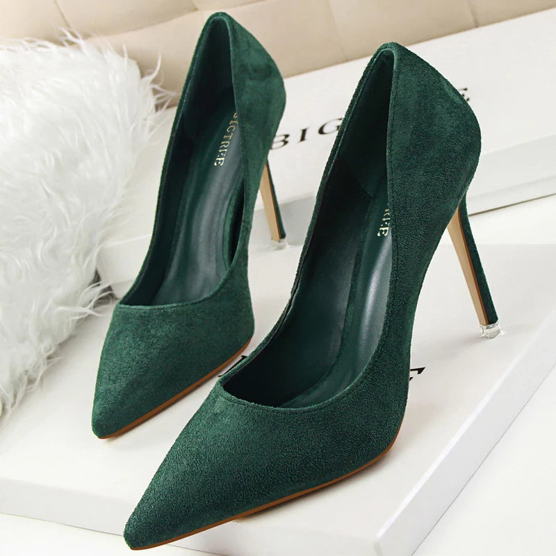 Gracefully Styled Shoes for Any Occasion