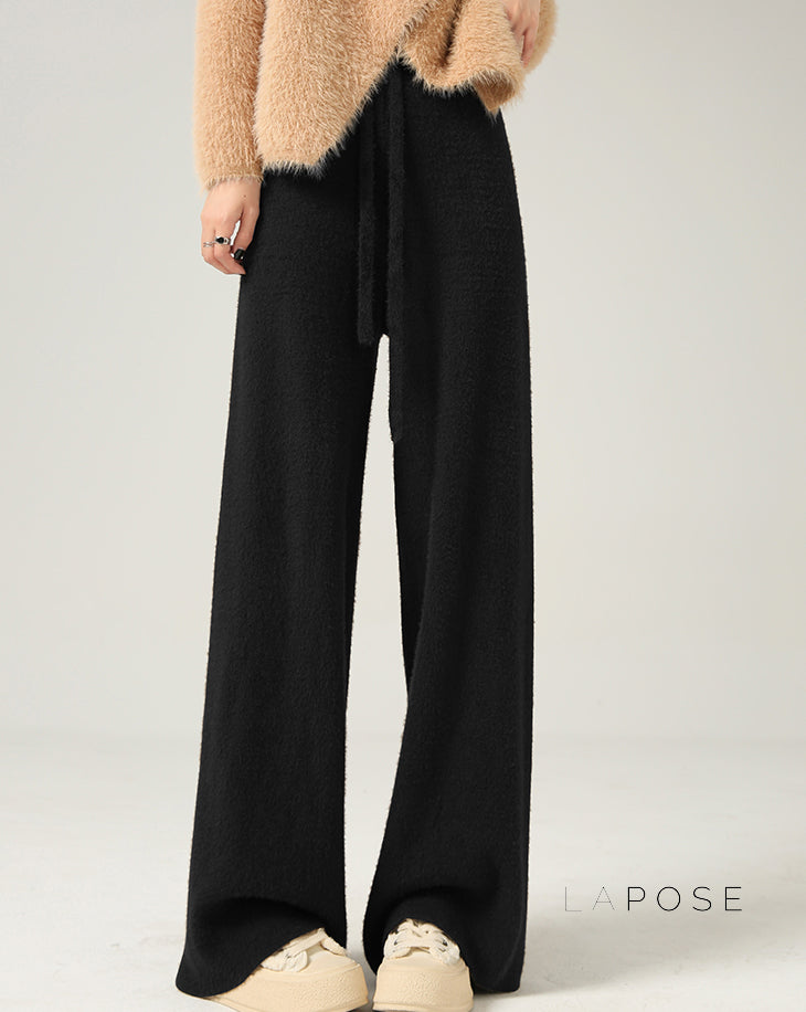 Classic Vintage Pants with a Flattering Fit