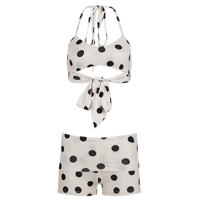 Beautifully Finished Garment in a Timeless Design