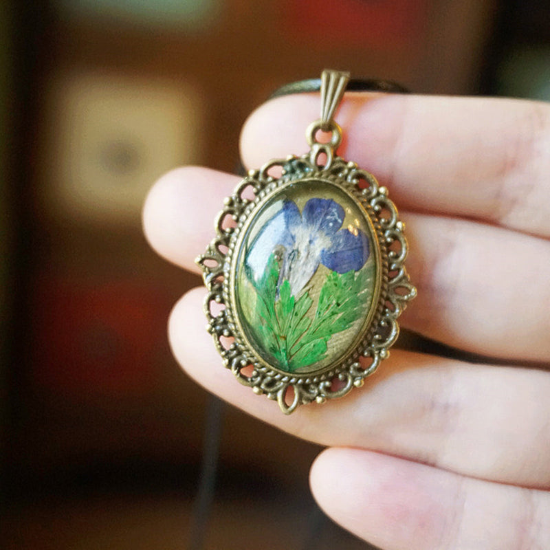 Resin Pressed Flower Necklaces - French Retro Violet & Lobelia Erinus