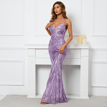 Well Tailored Garment with a Graceful Silhouette