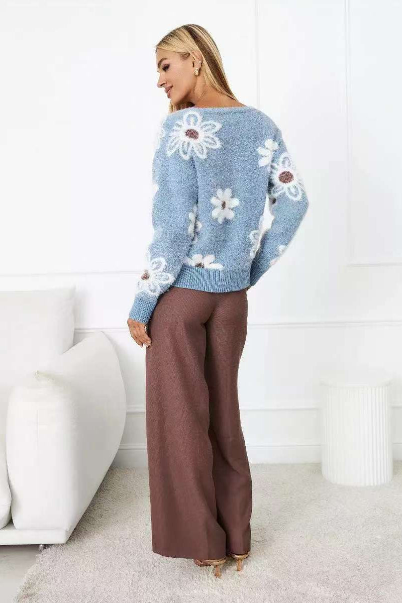 Elegantly Designed Cardigan