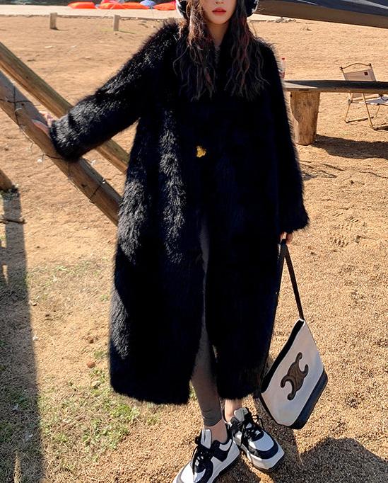 Classic Vintage & Enduringly Stylish Coat