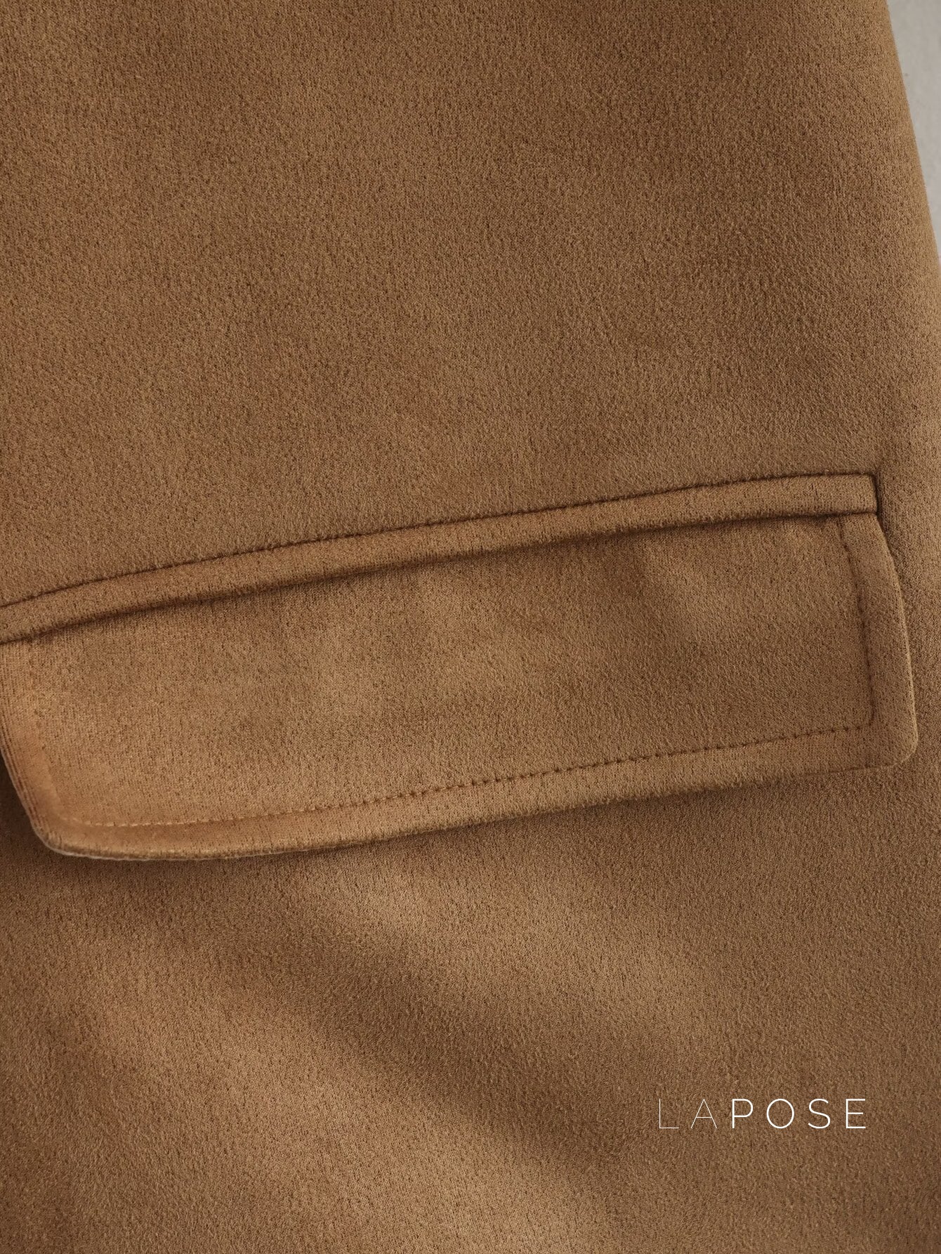 Effortlessly Elegant Garment with a Timeless Design