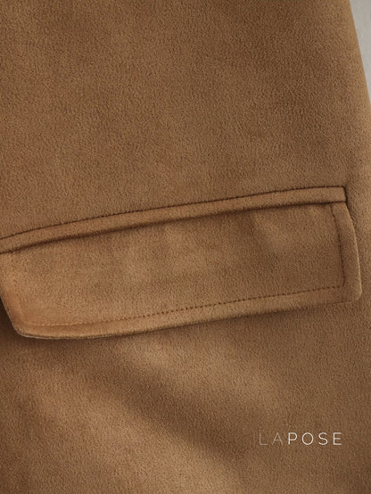 Effortlessly Elegant Garment with a Timeless Design