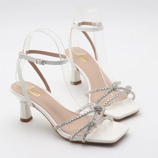 Well Tailored Heels with a Graceful Silhouette