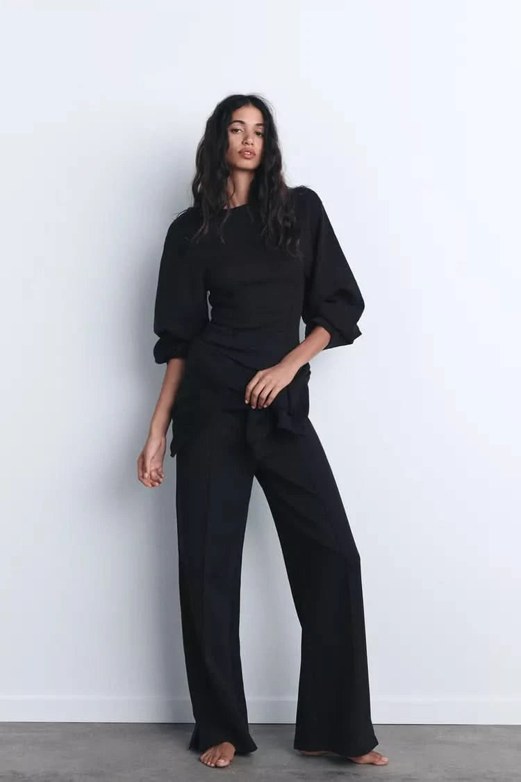 Beautifully Finished Garment in a Timeless Design