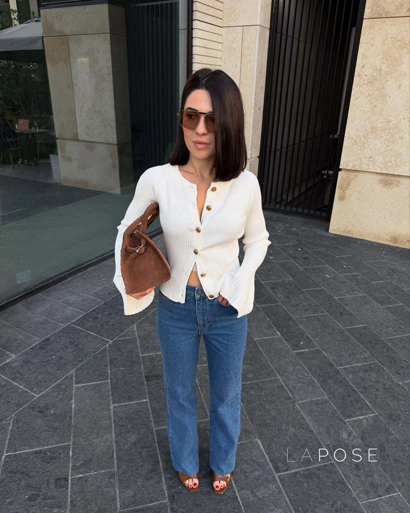 Polished Top with an Effortless Classic Look