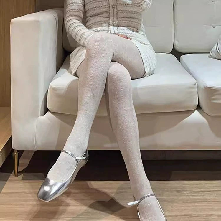 Well Tailored Garment with a Graceful Silhouette